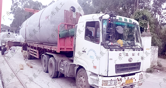 粪便污染环境，导致人员感染新冠，混凝土化粪池来帮忙